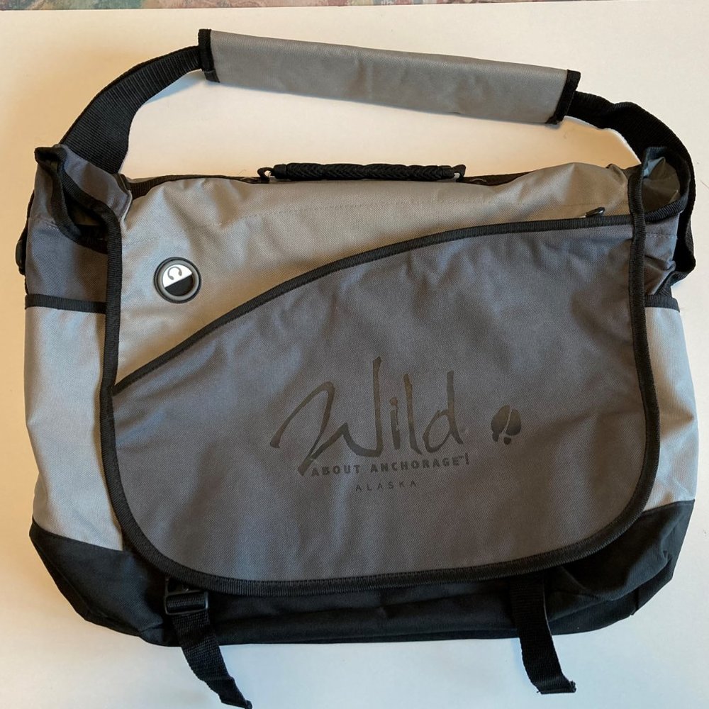 Laptop bag by Gemline - Portable office!